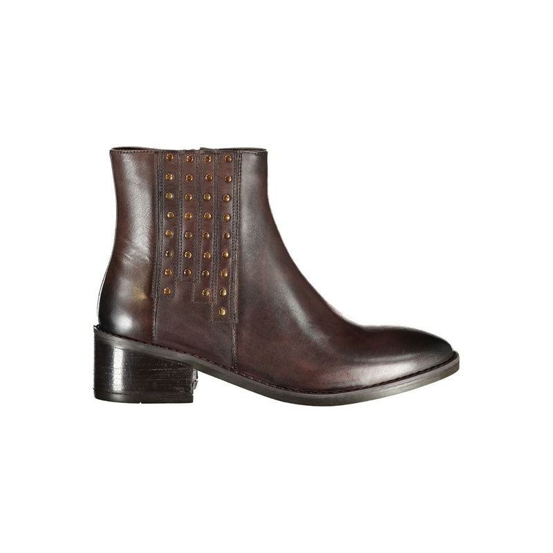 Cafenoir brown leather women's ankle boot with a block heel and decorative side stud details.
