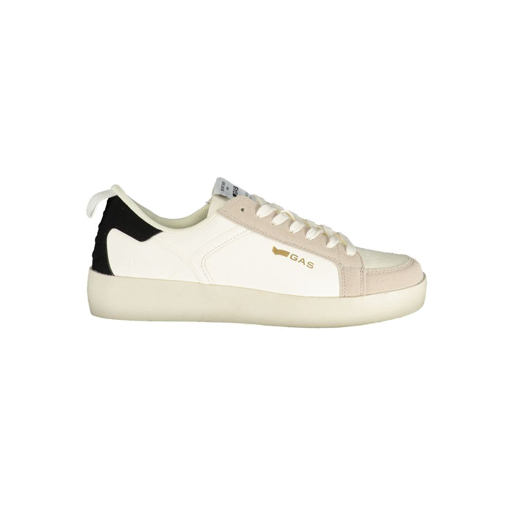 Women’s white polyurethane sneaker with beige suede accents and a black heel patch, featuring a classic flat sole.