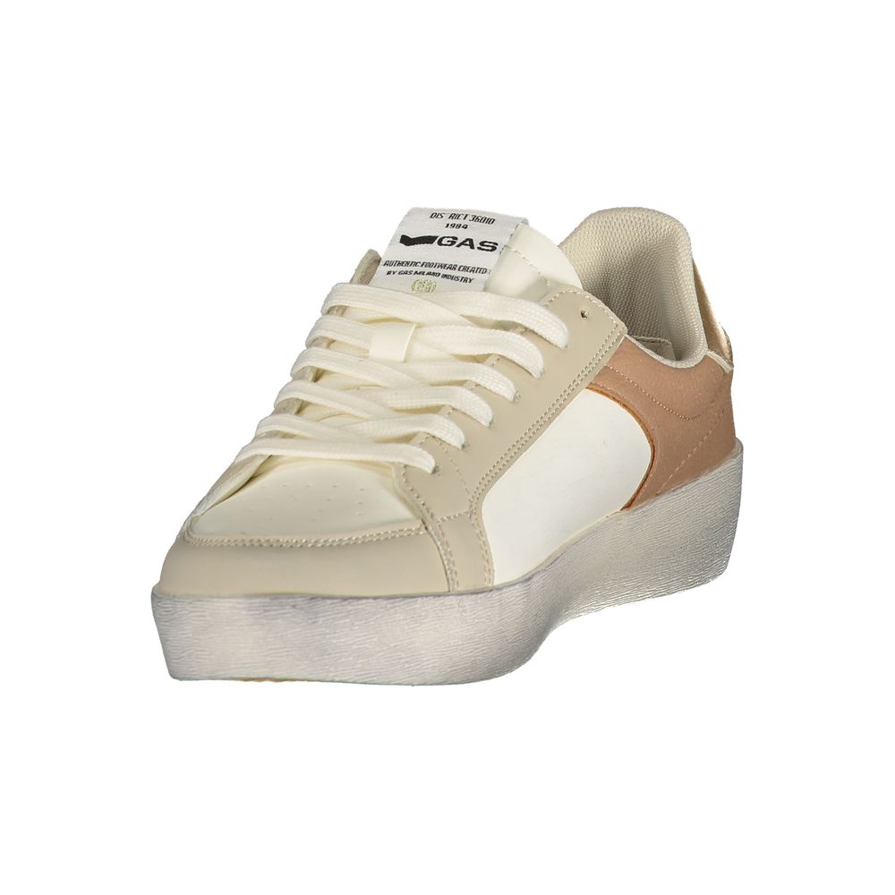 Gas Bianco women's low-top sneaker in white and beige polyurethane with a flat sole and branded tongue label.