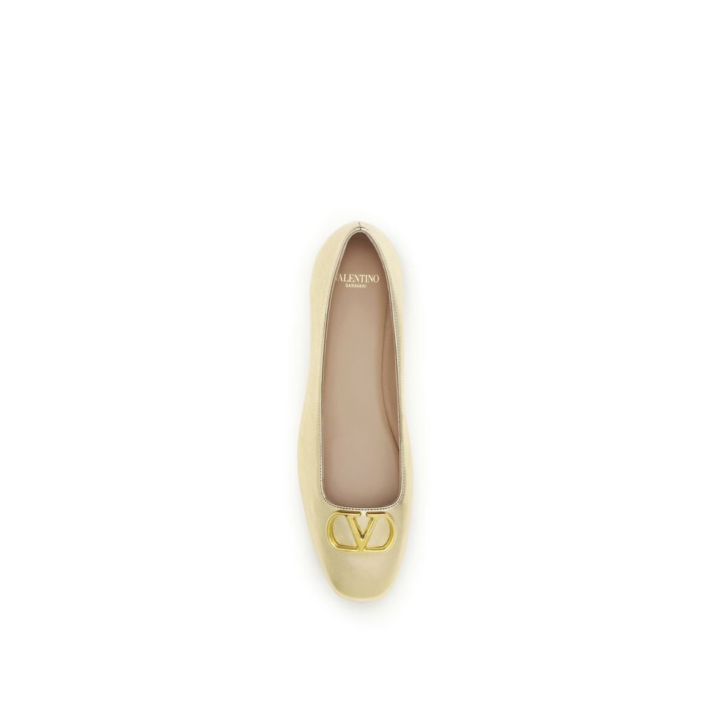Gold Valentino Garavani ballet flat in nappa leather with a gold metal V logo on the rounded toe.