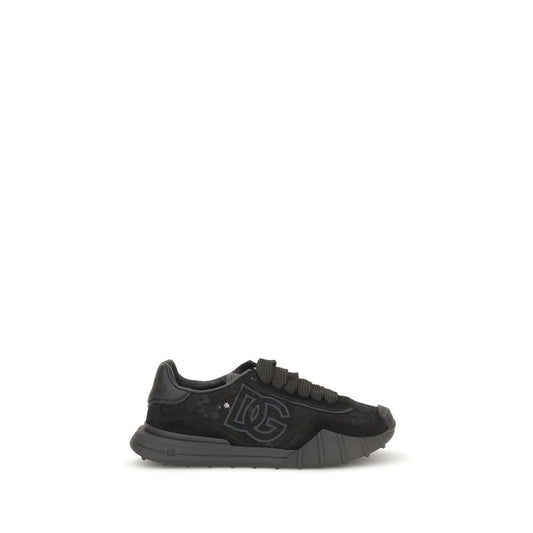 Black sneaker with a brand logo on a white background