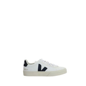 White Veja low-top sneakers in calf leather with a black side logo and a cream rubber sole.
