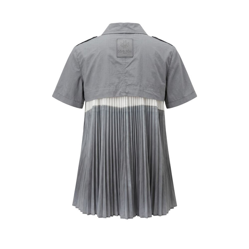 Grey cotton short-sleeve women's shirt with a pleated lower back panel
