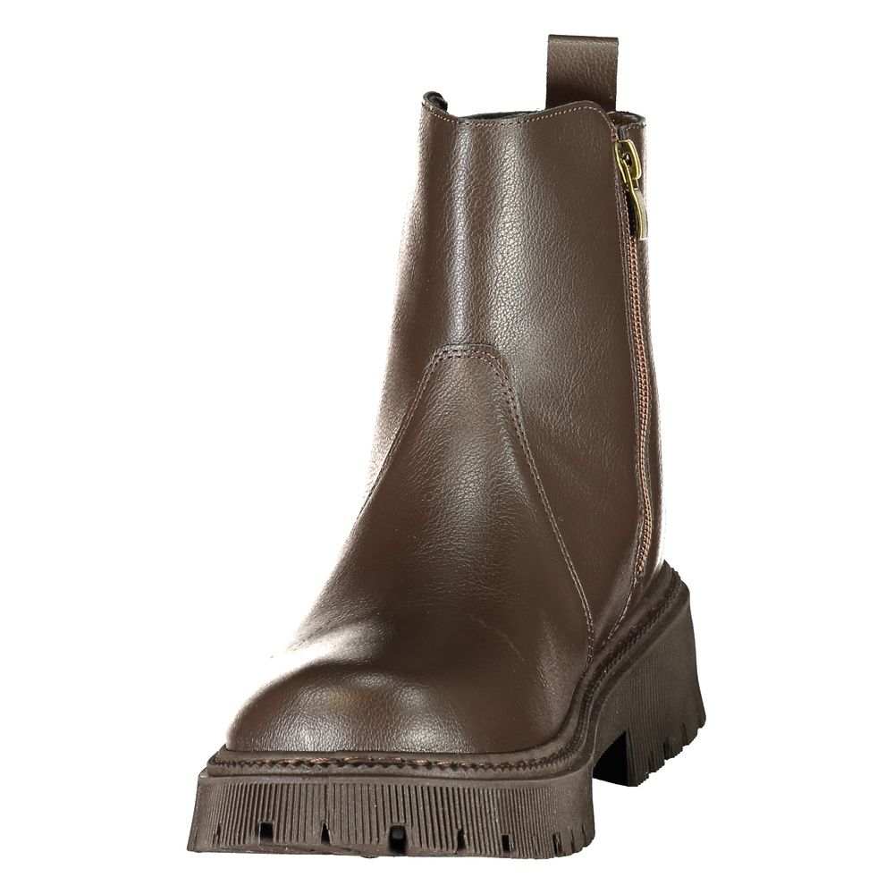 Brown polyethylene ankle boot with side zipper, heel pull tab, and chunky lug sole.