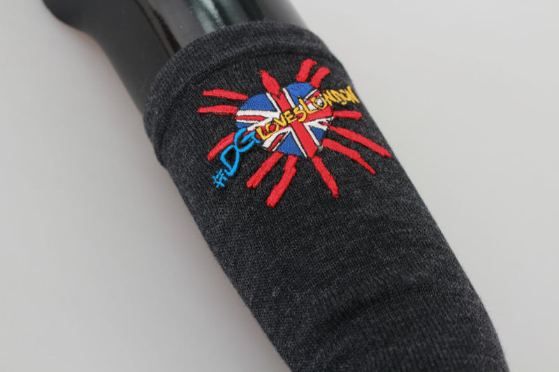 Gray virgin wool knit glove featuring an embroidered DGLovesLondon Union Jack heart graphic