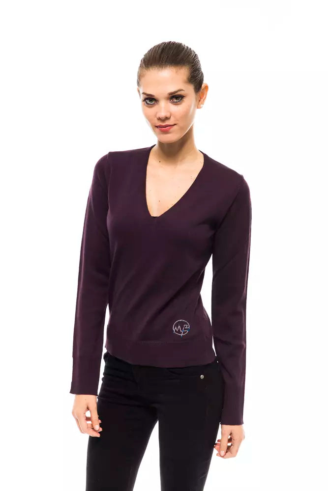 Purple v-neck wool sweater for women with long sleeves and small embroidered logo