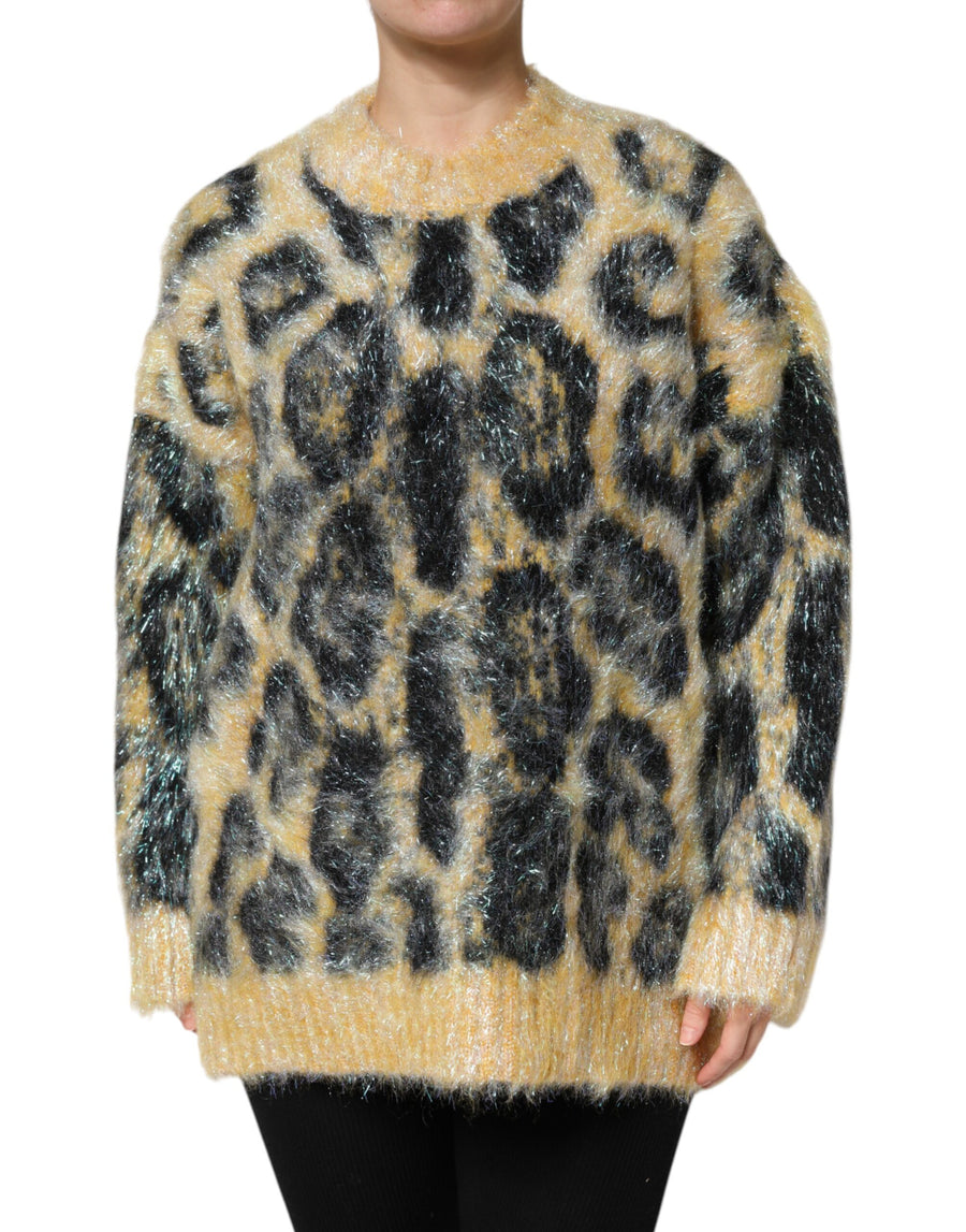 Fluffy mohair crew neck sweater with black and yellow leopard print