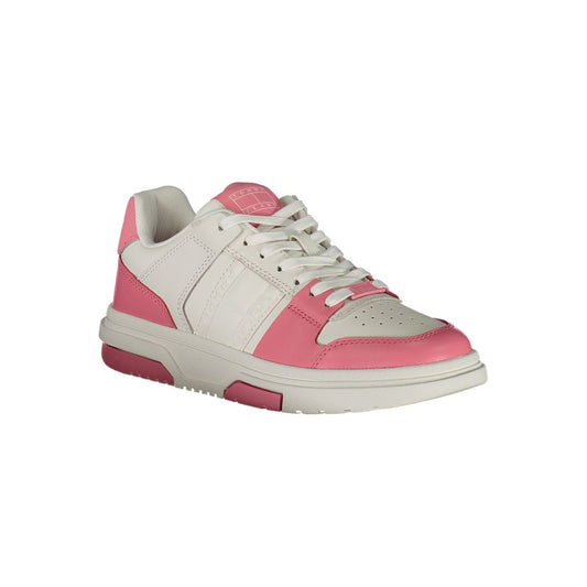 Tommy Hilfiger women's sneaker in pink and off-white polyurethane, featuring a sporty low-top design with lace-up front.
