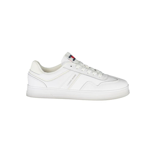 White Tommy Hilfiger polyurethane low-top women's sneaker with lace-up closure and logo patch on the tongue.
