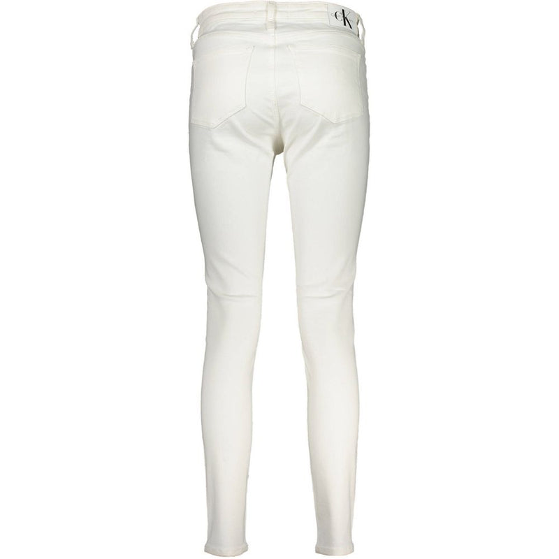 Rear view of white cotton skinny jeans for women with back pockets
