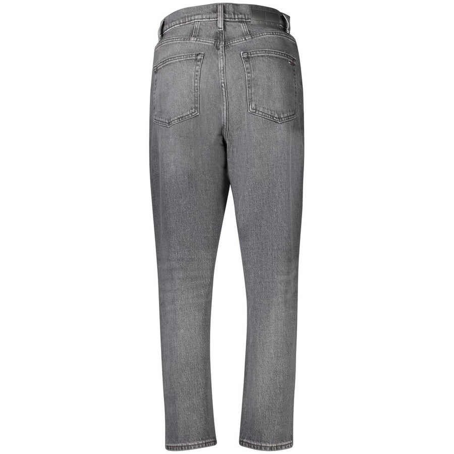 Black cotton high-rise women jeans in a classic tapered fit
