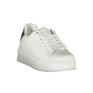 Gaelle Paris women’s white polyurethane platform sneaker with a black heel tab and lace-up closure.