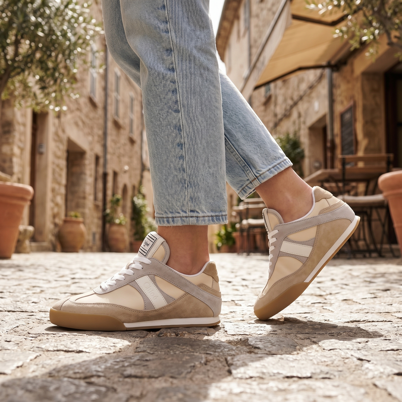 Chloé Beige Calf Leather Bos Taurus Athletic Sneakers